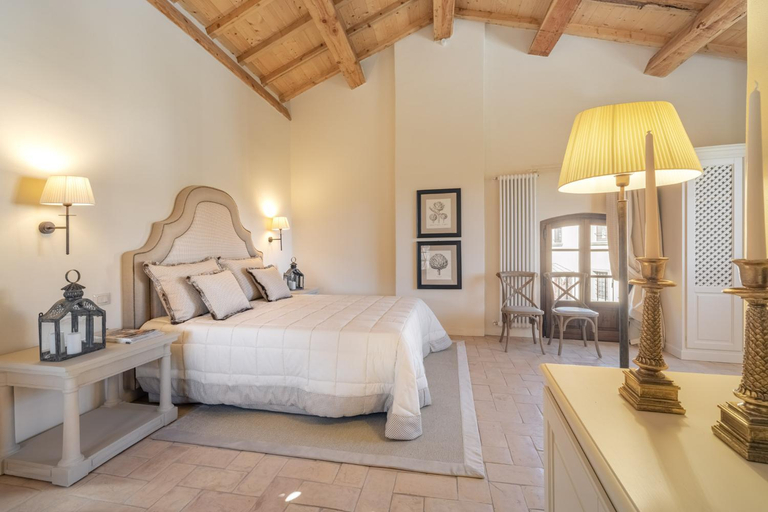Bedroom 3, Rivo della Corte, Pistoia