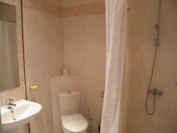 Bathroom 3, Pripetzite Hotel, Razlog