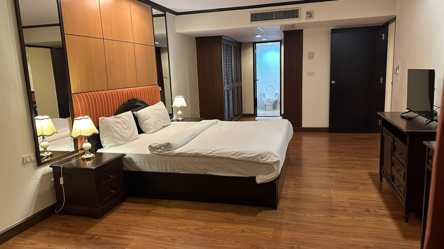 Bedroom 15