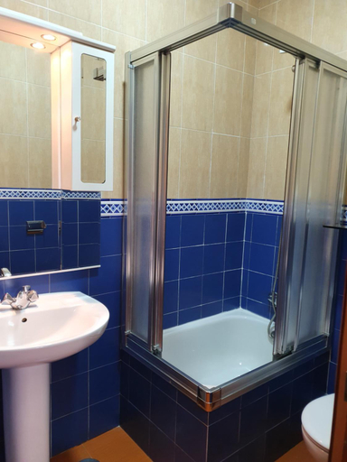 Others 2, Hostal Zamoran, Madrid