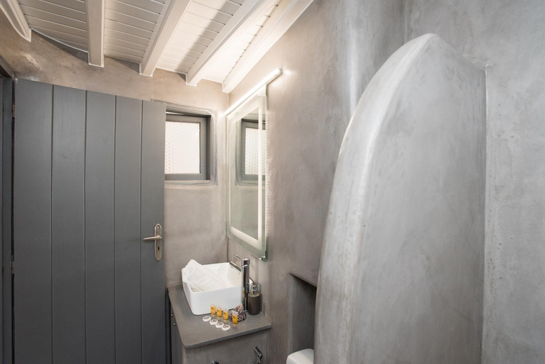Bathroom 2, Alessios Houses Mykonos Town, South Aegean