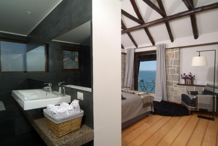 Bathroom 5, Hotel Boutique Casadoca, Valparaíso