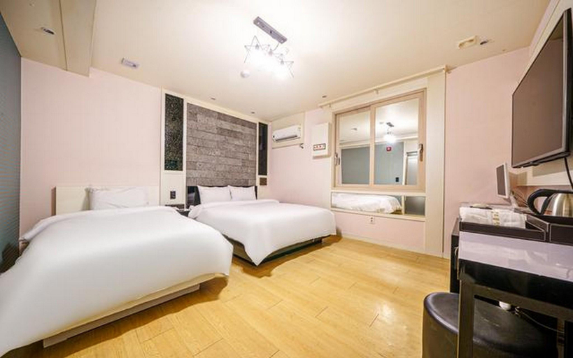 Bedroom 3, Yeosu Hotel Chocolate, Yeosu