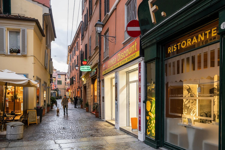 Others 2, Studio Fusari a Piazza Maggiore by Wonderful Italy, Bologna