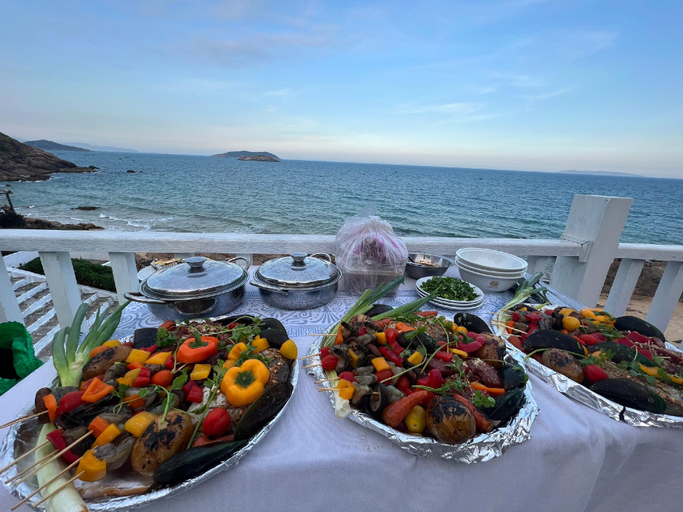Food & Drinks 4, RUBEACH HOTEL & REROST, Sông Cầu