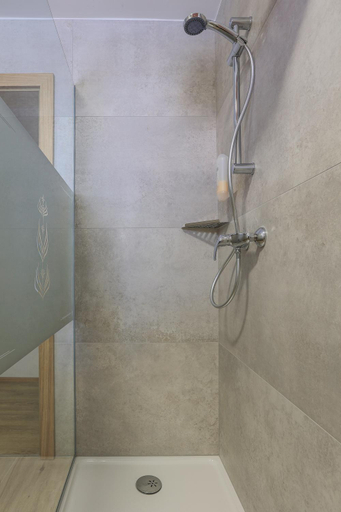 Bathroom 2, Apartments Mulej, Bled