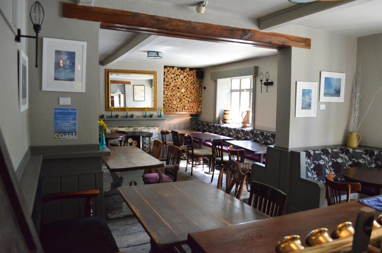 Others 4, The Feathers, Cambridgeshire
