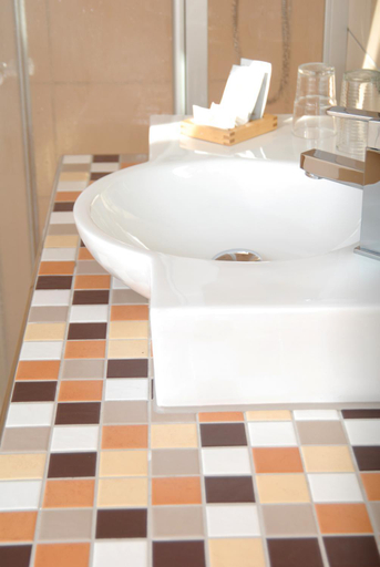 Bathroom 2, Hotel-Restaurant Laux, Merzig-Wadern