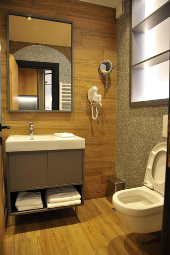 Bathroom 3, Modern Mountain Kolasin
