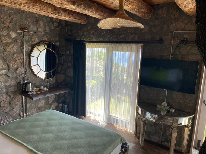 Bedroom 4, Assos Longevity Hotel, Ayvacık