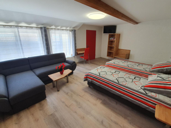Bedroom 5, Gasthof Schwanen Radelfingen, Aarberg