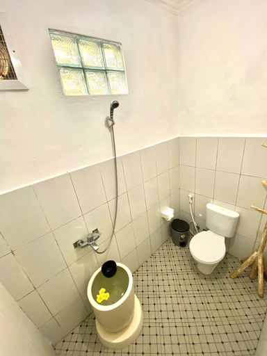 Bathroom, Bali Livin, Klungkung