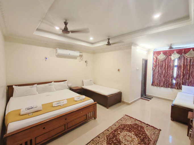 Others 3, Harish Hotel, Ramanathapuram
