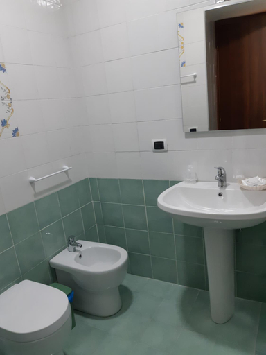 Others 4, B&B Foria 210, Napoli