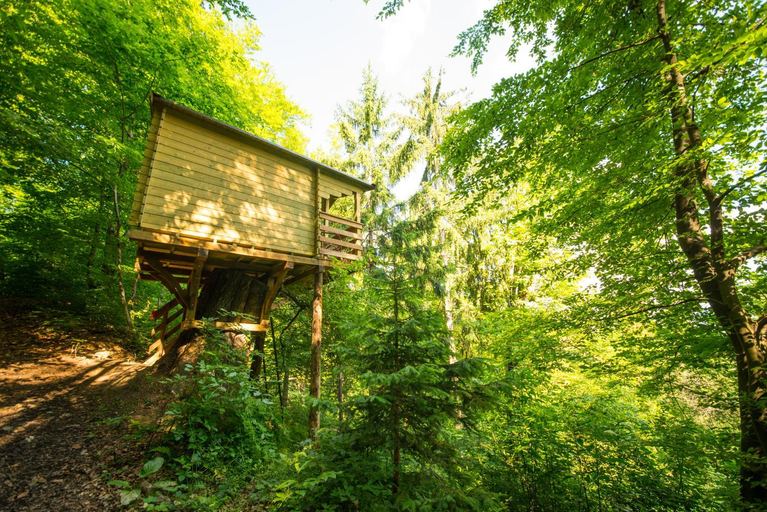 Others 5, Adventure Farm, Štore