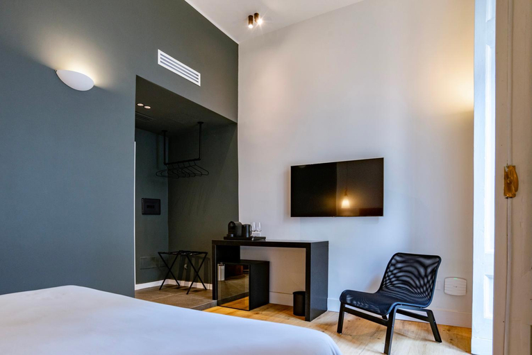 Bedroom 2, Rolando Domus, Napoli