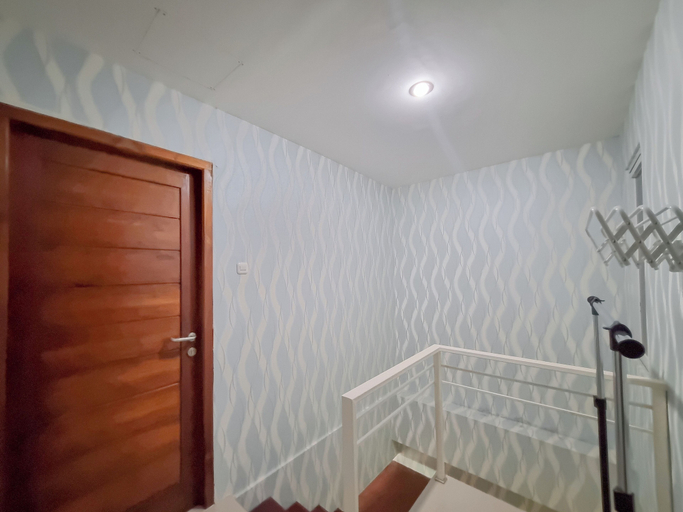 Others 5, Elegant And Spacious 2Br Loft Green Park Yogyakarta Apartment, Sleman