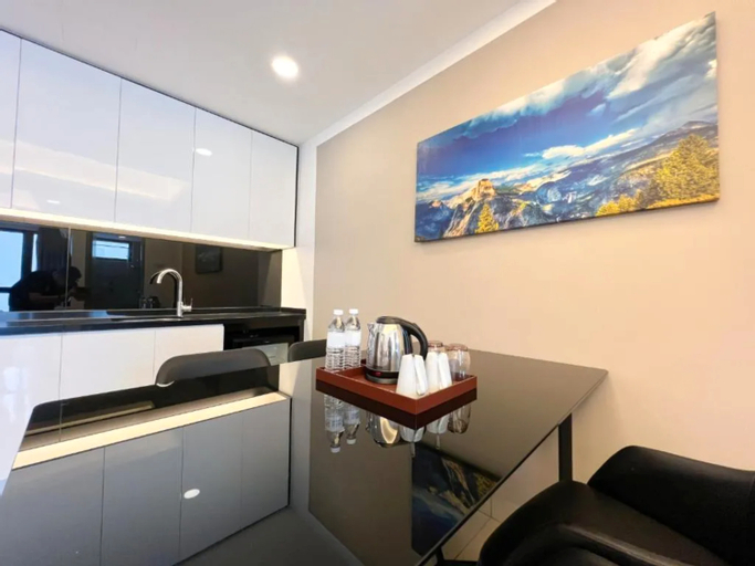 Dining Room 6