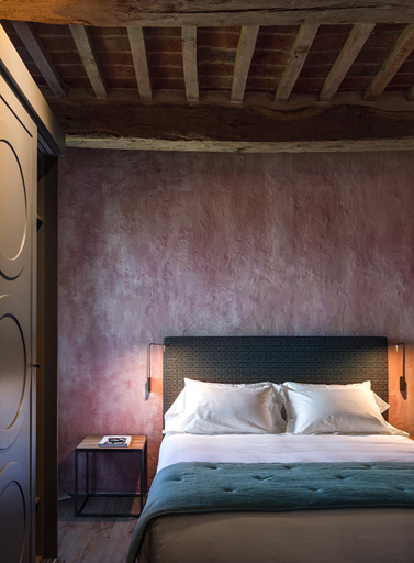 Bedroom 15