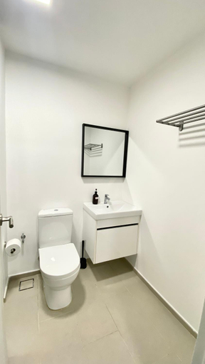 Bathroom 17