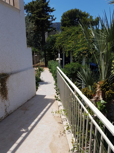 Others 3, Suite Panoramic, Palermo