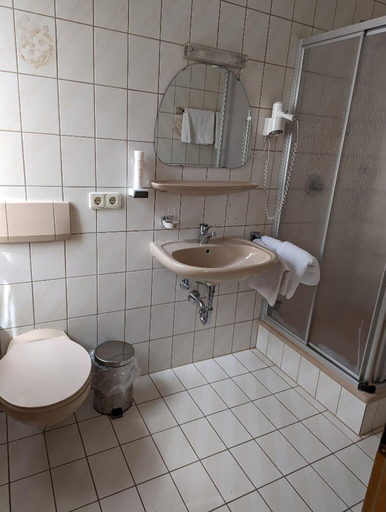 Bathroom 17