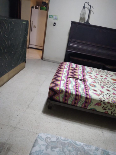 Others 3, PaCasa Hostel, David