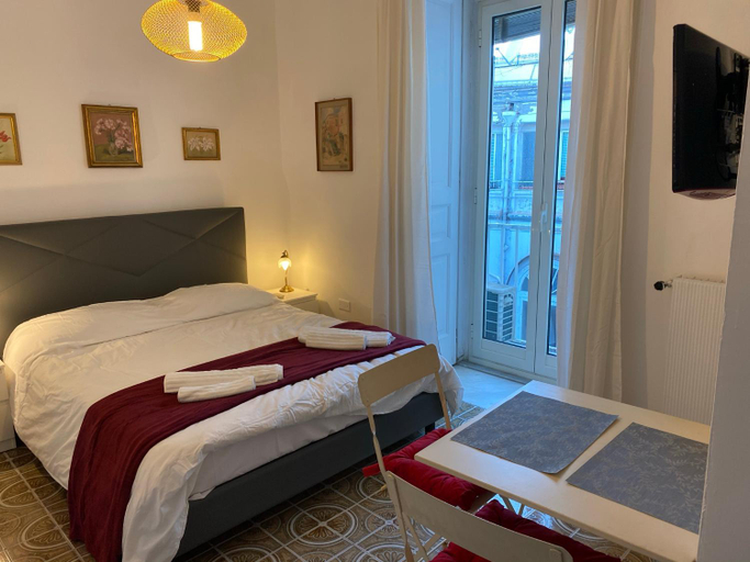Others 4, Rooms in San Domenico Maggiore 3, Napoli