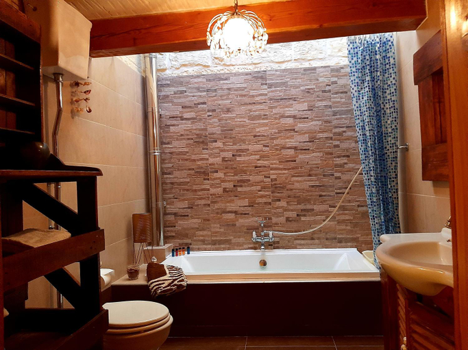 Bathroom, The LYNDEE HOUSE