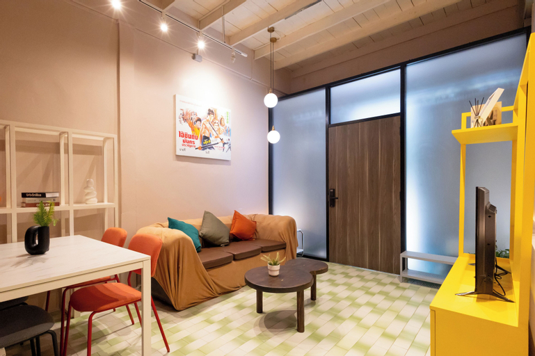 Others 4, Siam Twin Charoenkrung, Khlong San