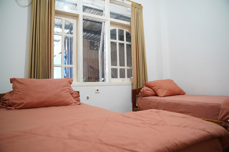 Bedroom 10