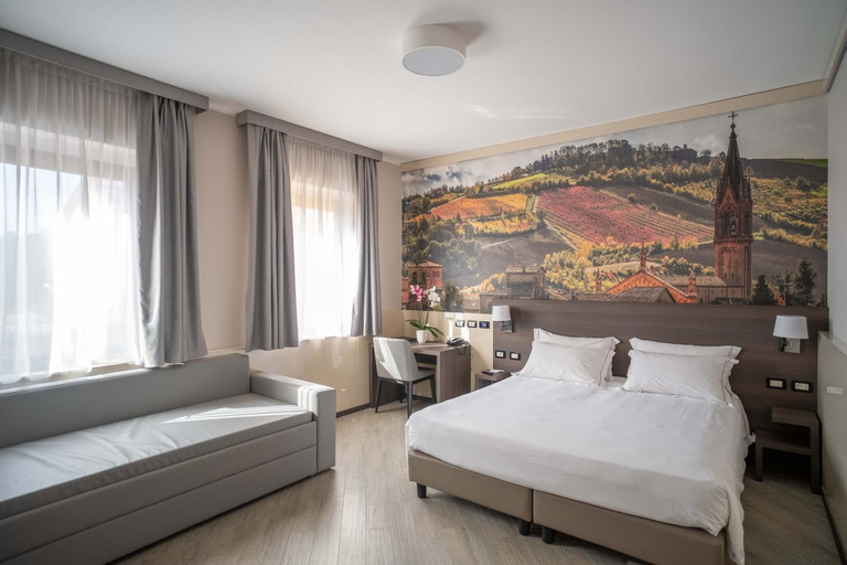 Bedroom 21
