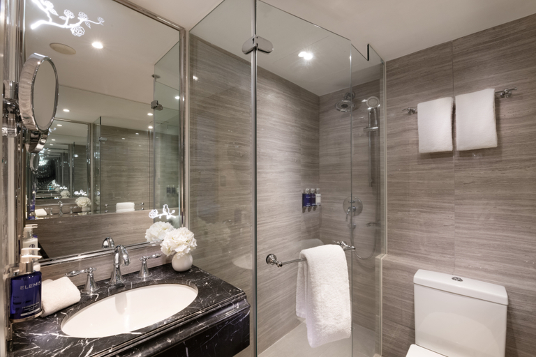 Bathroom 23