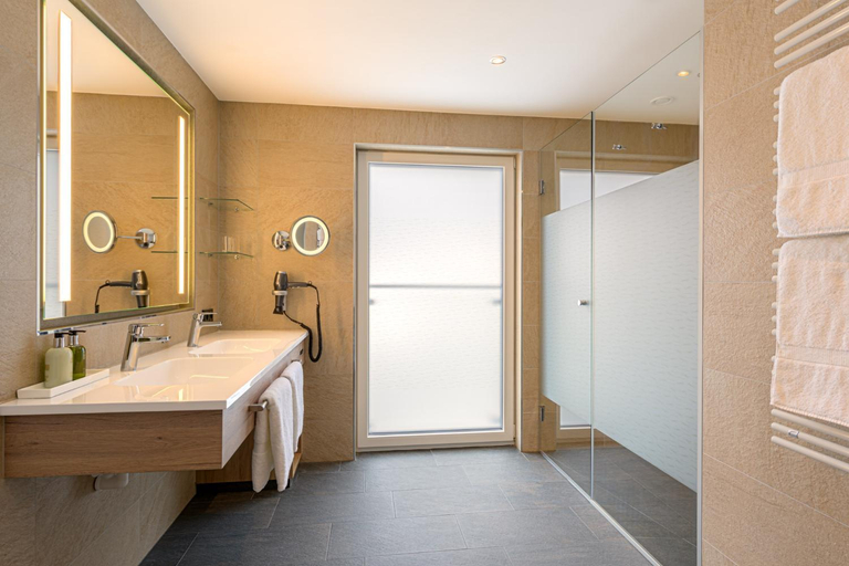 Bathroom, haldensee - Naturerlebnis und Wellnesshotel, Reutte