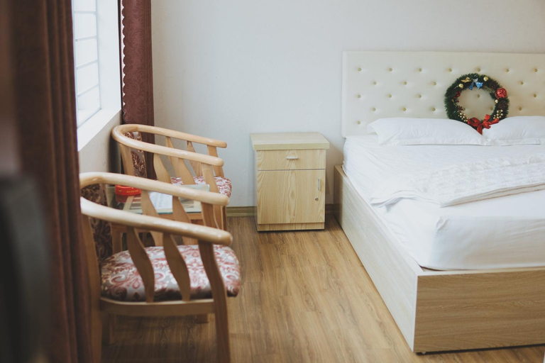 Bedroom 13