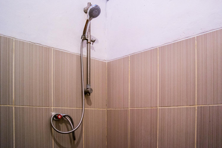 Bathroom 5, Cemara Beachfront Nusa Penida, Klungkung
