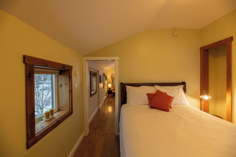 Bedroom 3, Downtown Whitehorse - Treehouse, Yukon