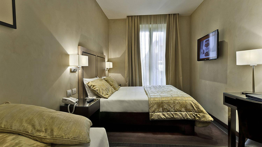 Bedroom 2, Intown Luxury House, Roma