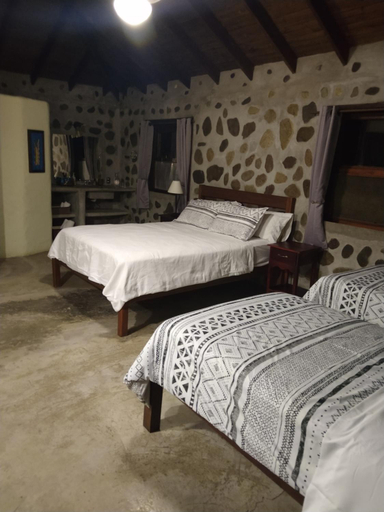 Bedroom 2, Casa Cangrejal B&B Hotel, La Ceiba