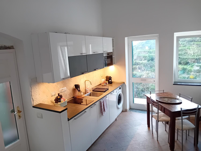 Dining Room 12