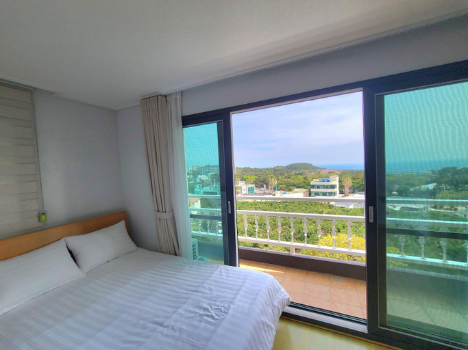 Bedroom 2, Hera Castle Pension, Seogwipo