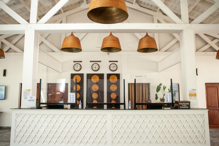 Public Area 3, Royal Beach Hotel, Diana