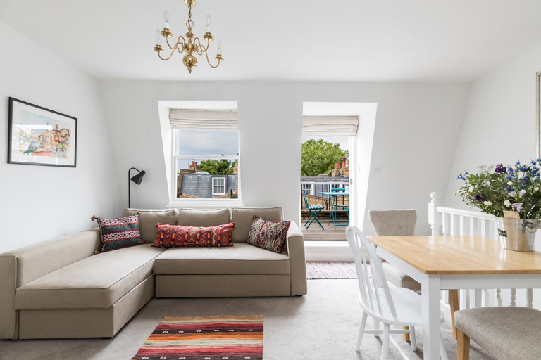Others 2, Charming 1 bed flat with balcony in Pimlico, London