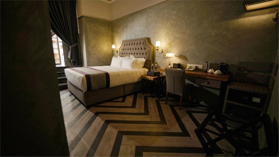 Bedroom 6
