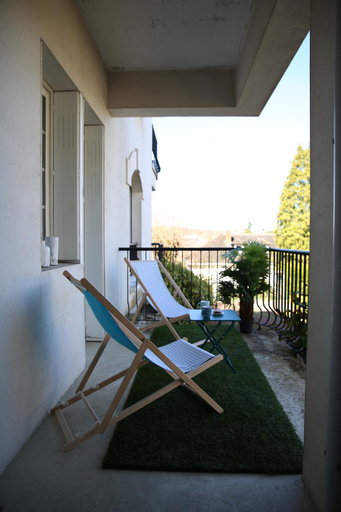 Others 5, Aux Portes du Chateau, Indre