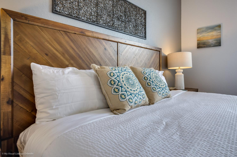 Bedroom 2, Orlando Escape, Orange