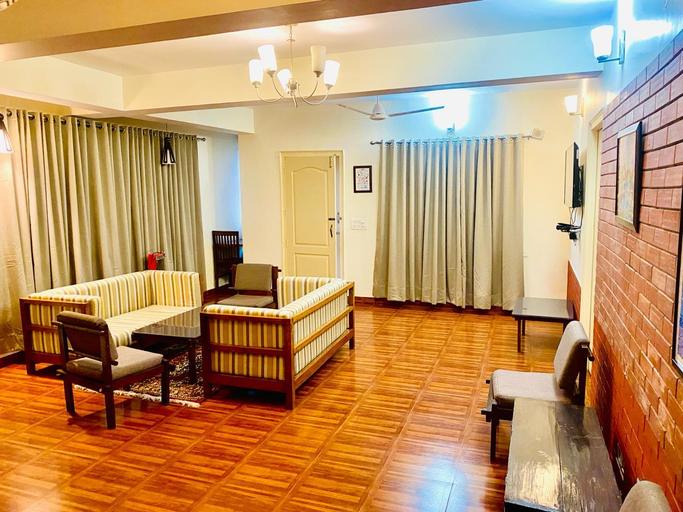 Public Area, Mahal Farms Country Home, Solan