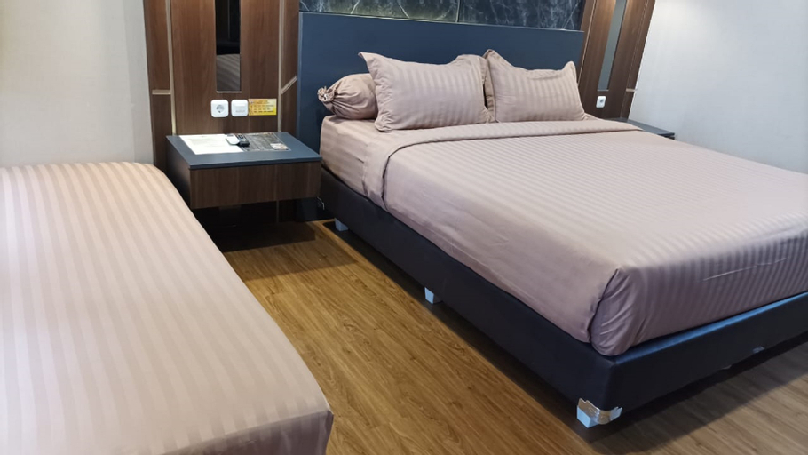 Bedroom 8