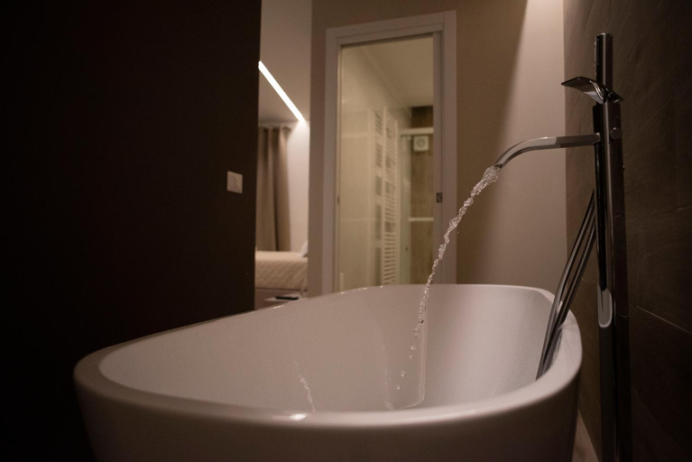 Bathroom, House Room Civico 56, Crotone