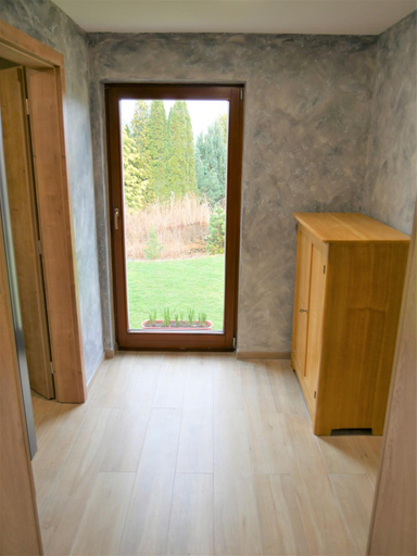 Others 5, 100dola, Opava